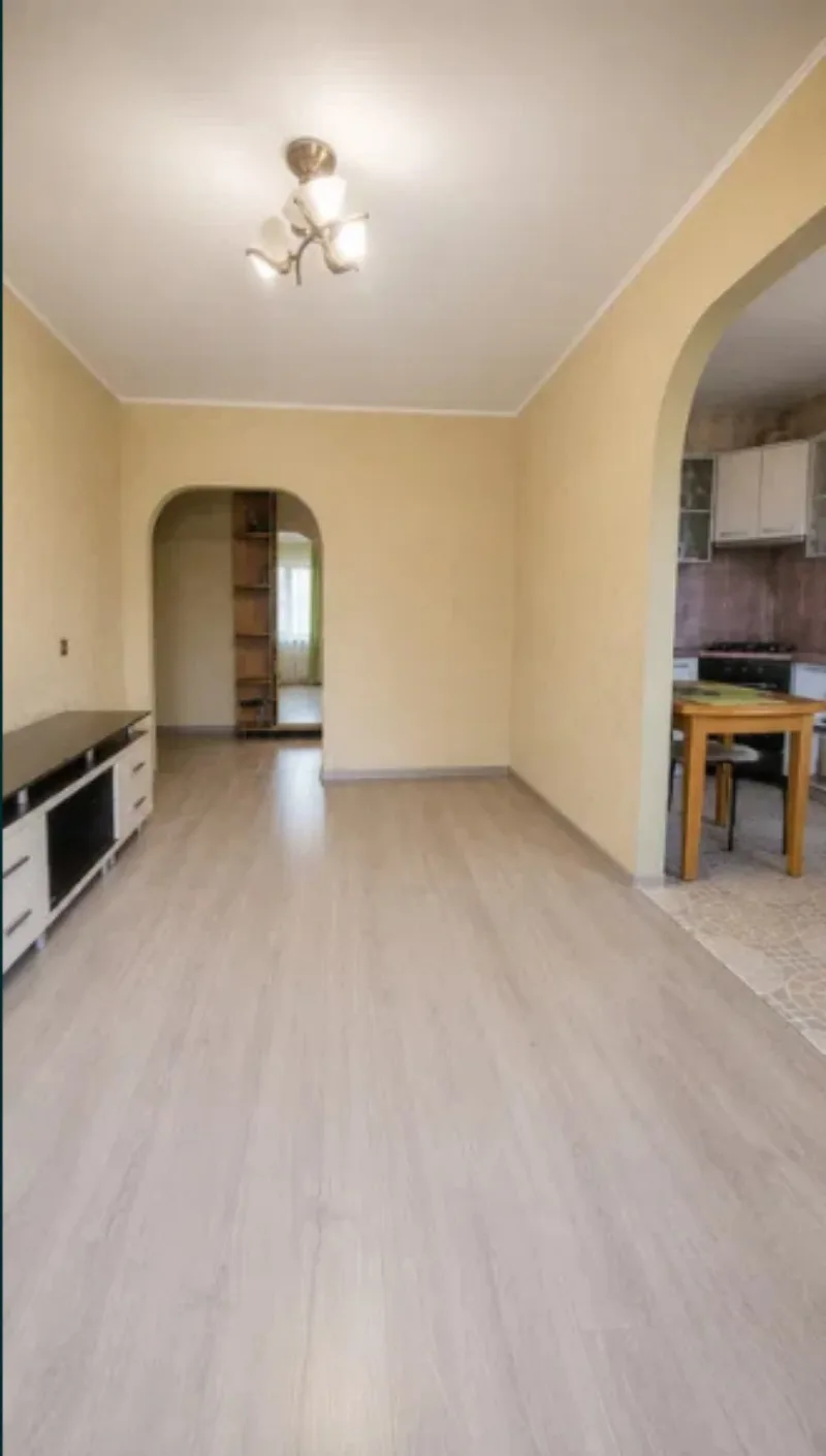 3-комнатная квартира, 65 м², Таирова