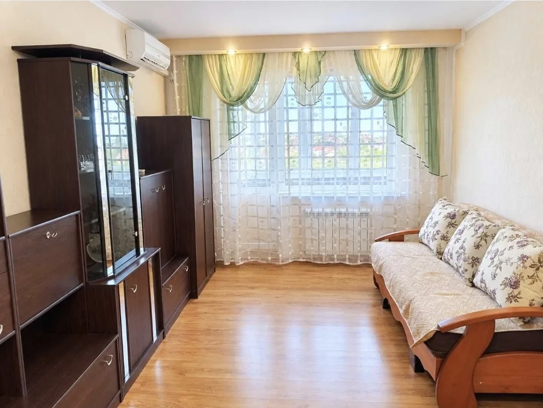 1-кімнатна квартира, 35 м², Котовського