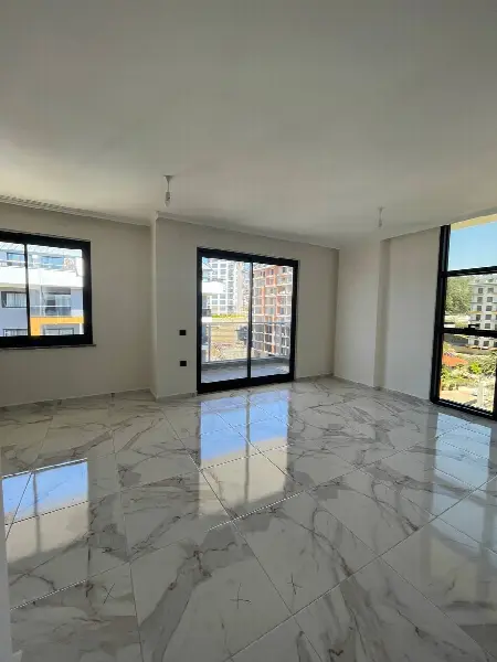 4-кімнатна квартира, 140 м²