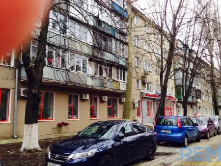 Комерційна, 1 021 м², Черемушки