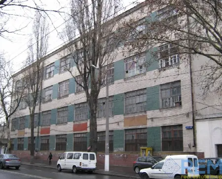 Комерційна, 4 770 м², Молдаванка