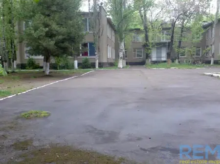 Коммерция, 2 560 м², Котовского