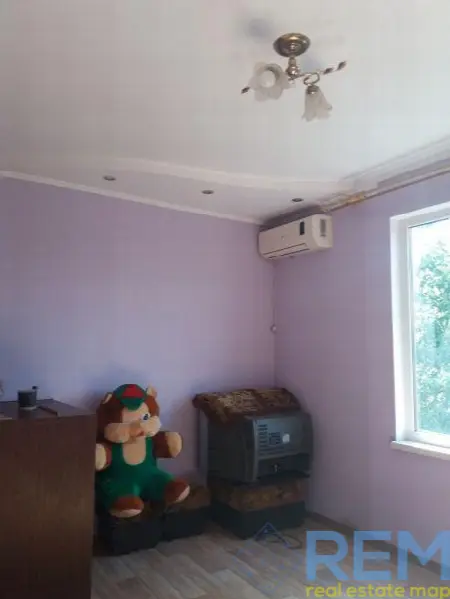 3-кімнатна квартира, 44 м², Молдаванка
