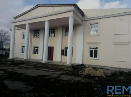 Комерційна, 1 350 м², Слобідка
