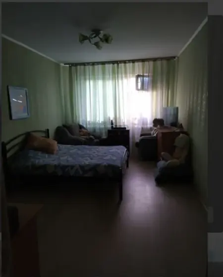 5-кімнатна квартира, 92 м², Таїрова