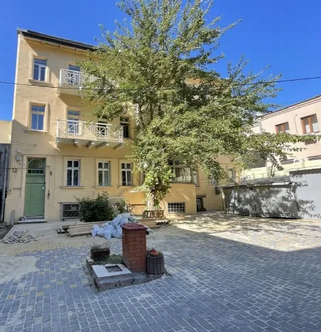 Комерційна, 420 м², Шевченко-Французький