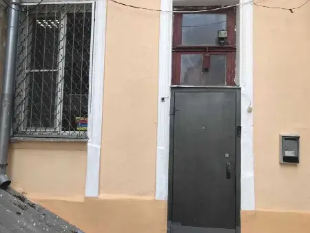 3-кімнатна квартира, 74 м², Центр