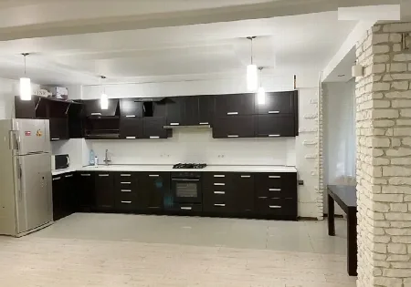 2-кімнатна квартира, 98 м², Слобідка