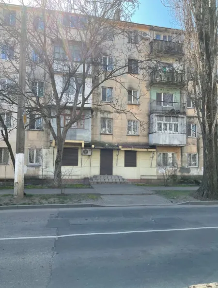 3-кімнатна квартира, 42 м², Котовського