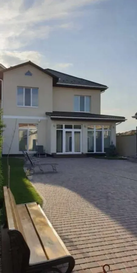 5-кімнатний будинок, 180 м², Совіньйон