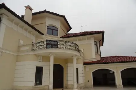 4-кімнатний будинок, 770 м², Таїрова