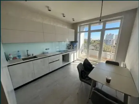 2-кімнатна квартира, 76 м², 4 Сезони, Шевченко-Французький