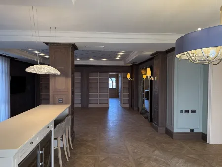 3-кімнатна квартира, 340 м², Центр