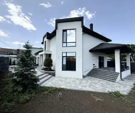 4-room house, 273 m², Usatove