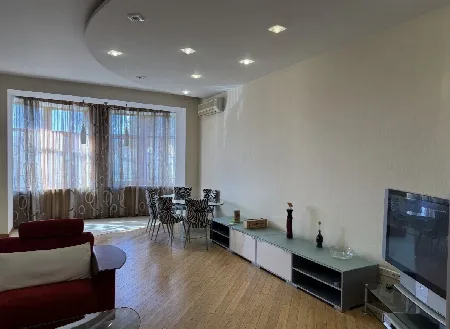 3-кімнатна квартира, 146 м², Шевченко-Французький