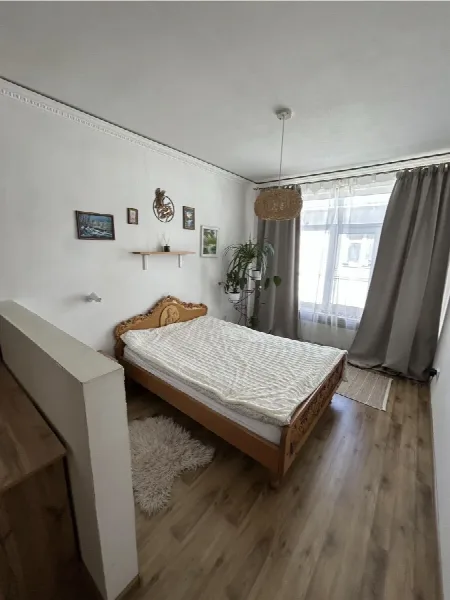 2-комнатная квартира, 56 м², Молдаванка