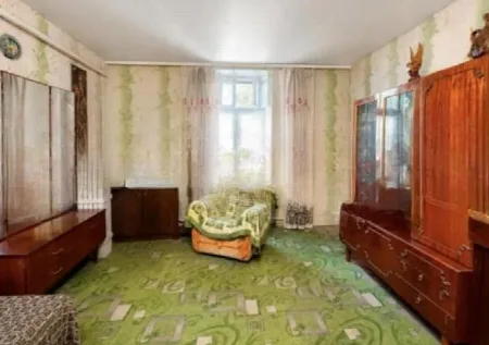 3-кімнатна квартира, 58 м², Центр