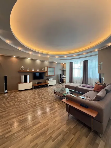 1-кімнатна квартира, 105 м², Шевченко-Французький