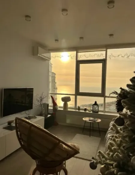 3-комнатная квартира, 130 м², 8 Жемчужина, Шевченко-Французский