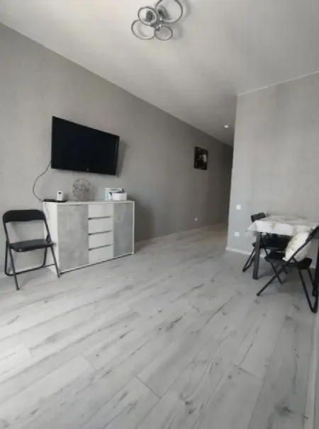 1-кімнатна квартира, 30 м², Золоті Стовпи, Слобідка