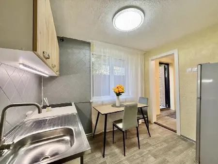 2-кімнатна квартира, 40 м², Черьомушки
