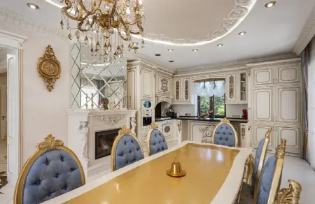 6-комнатный дом, 350 м², Совиньон