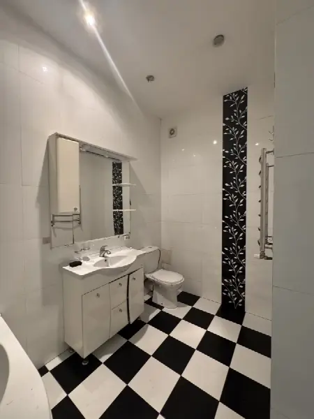 2-кімнатна квартира, 53 м², Центр