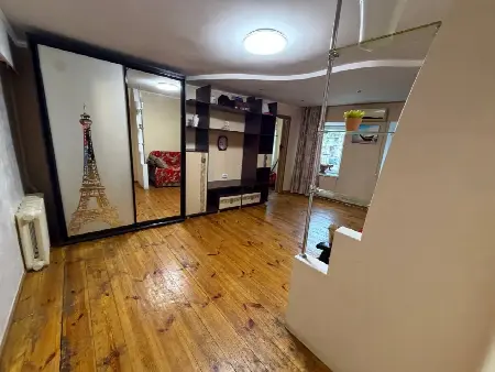 3-кімнатна квартира, 78 м², Центр