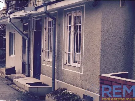 5-кімнатна квартира, 140 м², Центр