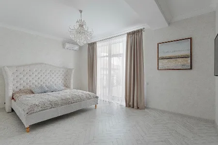 4-кімнатний будинок, 248 м², Совіньйон