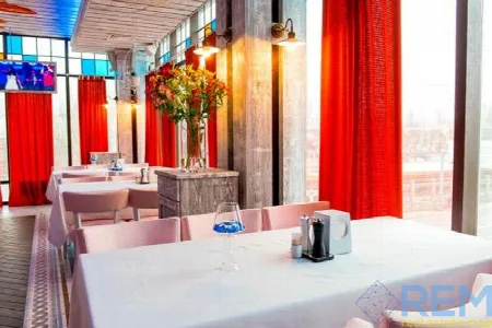 Комерційна, 526 м², Фонтан