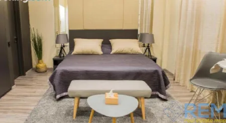 Комерційна, 260 м², Центр