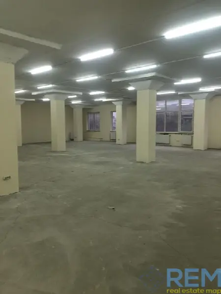 Коммерция, 505 м², Центр