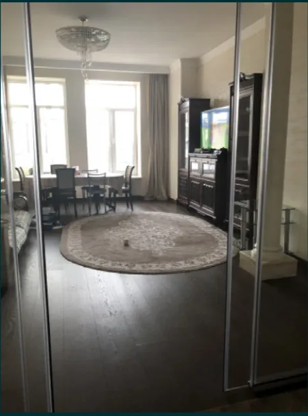 2-room apartment, 126 m², Mercedes, City centre