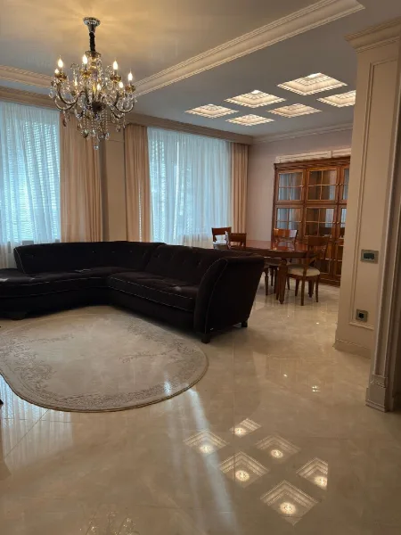 3-кімнатна квартира, 110 м², Армійський, Фонтан