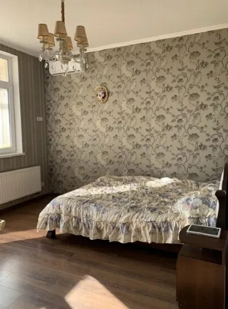 3-кімнатна квартира, 83 м², Фаворит, Фонтан