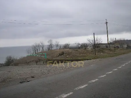 Ділянка, Мирне