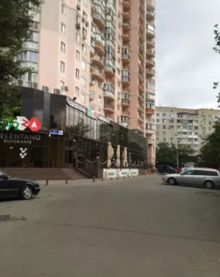 Комерційна, 343 м², Еталон, Черьомушки