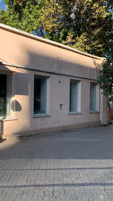 Комерційна, 122 м², Центр