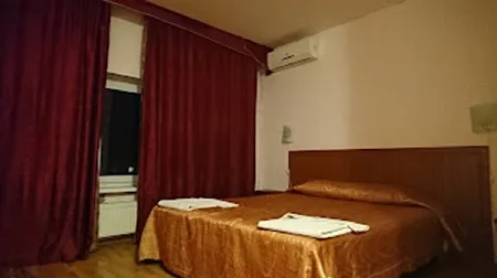 Комерційна, 900 м², Латівка