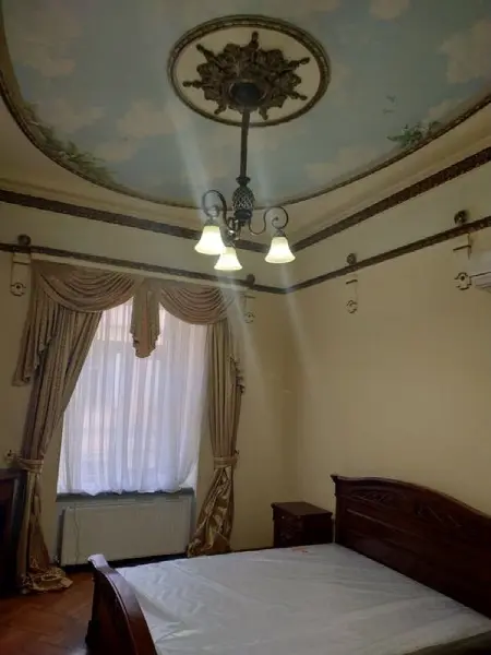 2-кімнатна квартира, 100 м², Центр