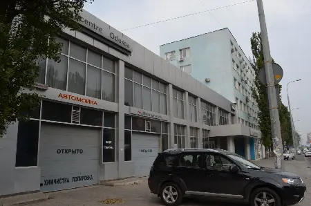 Комерційна, 1 167 м², Молдаванка