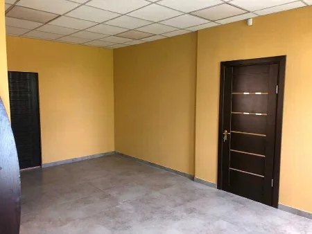 Коммерция, 1 200 м², Слободка
