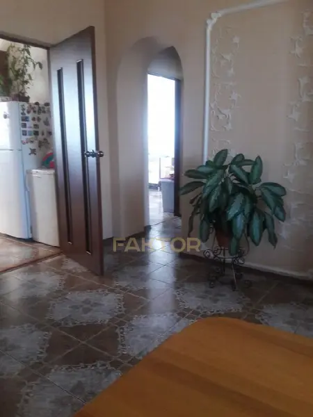 8-room house, 280 m², Velykodolynske