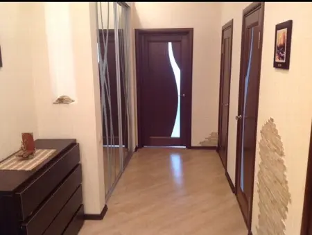 2-кімнатна квартира, 82 м², 7 Самураїв, Молдаванка