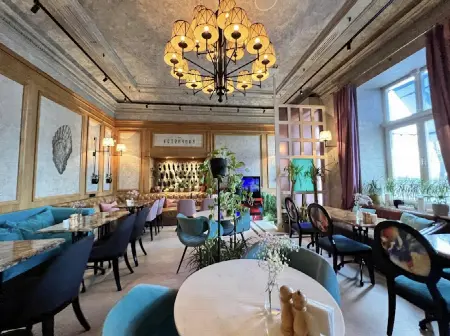 Коммерция, 90 м², Центр