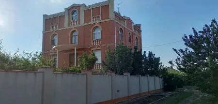 8-кімнатний будинок, 500 м², Ленпосьолок