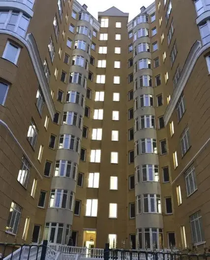 2-кімнатна квартира, 72 м², Щепний пров., буд. 11/21, Центр