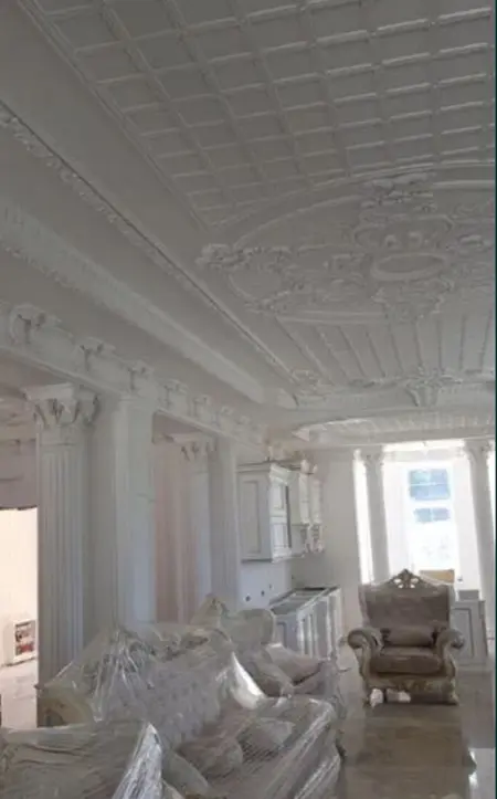 7-кімнатний будинок, 700 м², Совіньйон