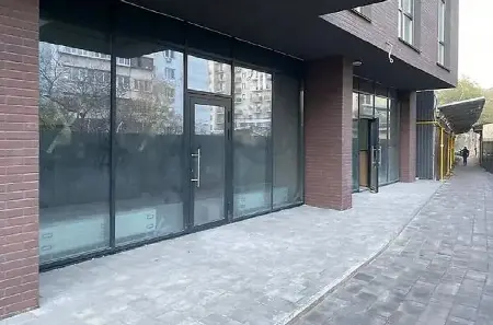 Коммерция, 42 м², Пространство на Педагогической, Фонтан